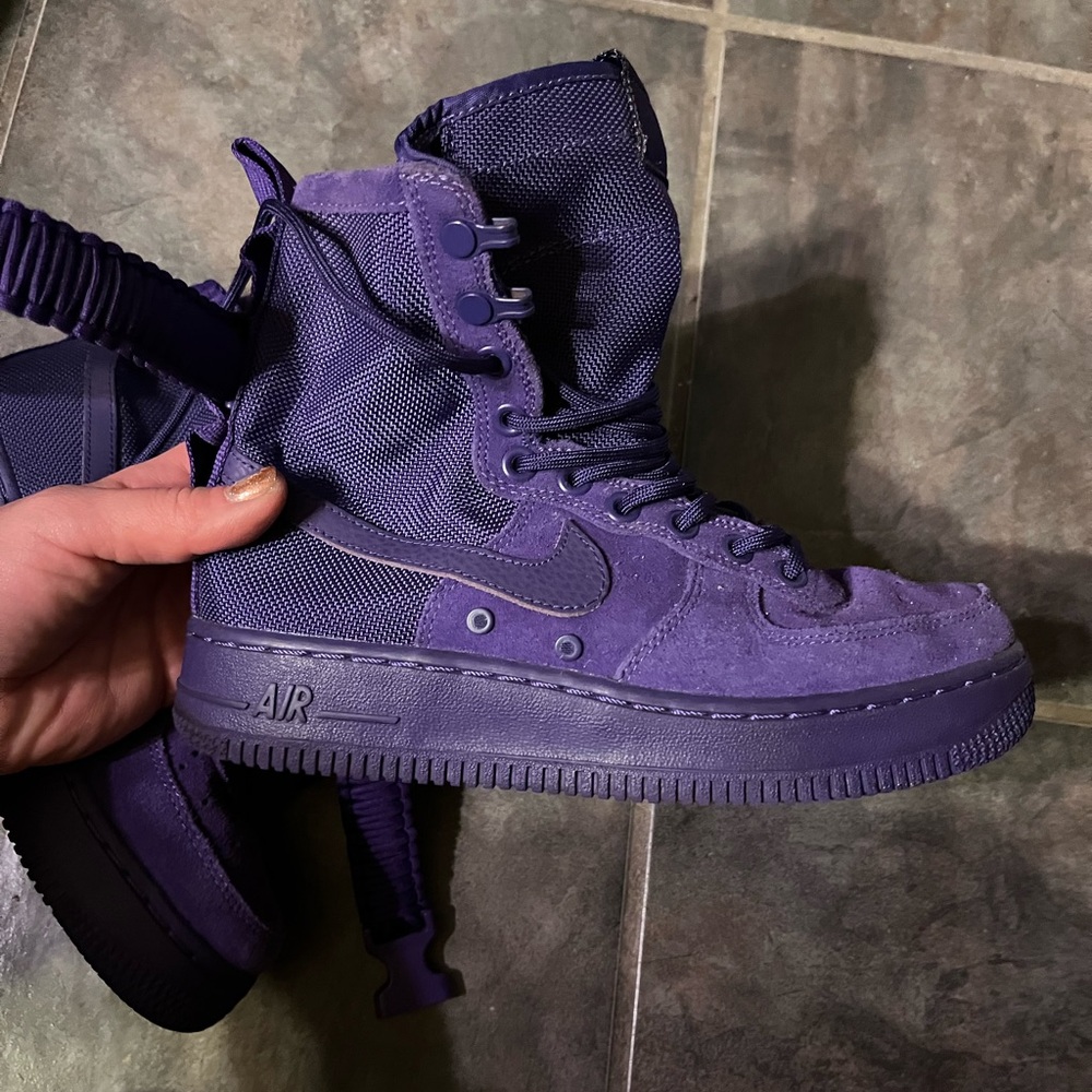 Nike purple high top - Picture 7 of 11